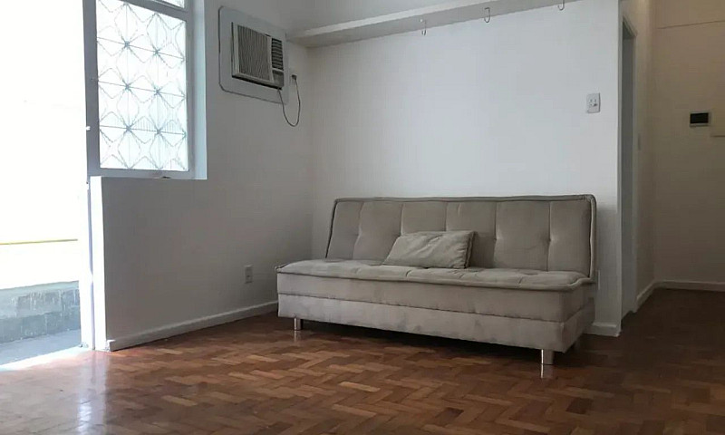 Apartamento De 1 Qua...