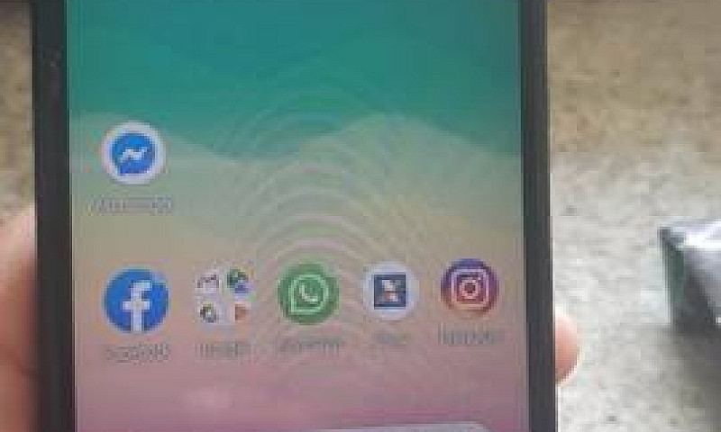 Moto G7 Play...