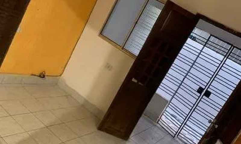 Aluga-Se Uma Casa ...