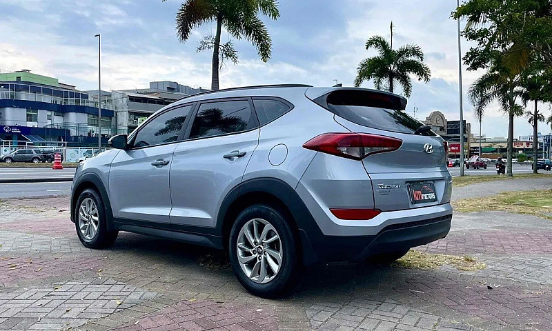 Hyundai Tucson Gls 1...
