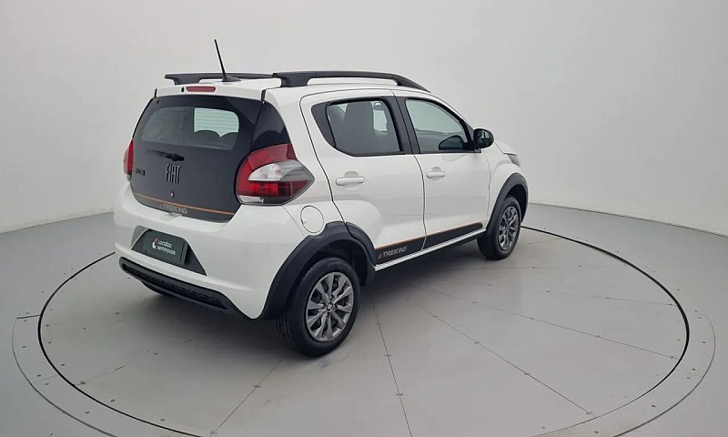Fiat Mobi Trekking 1...