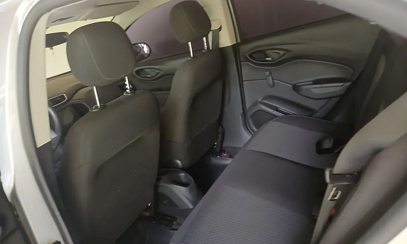 Chevrolet Onix Hatch...