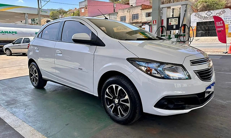Chevrolet Onix Hatch...