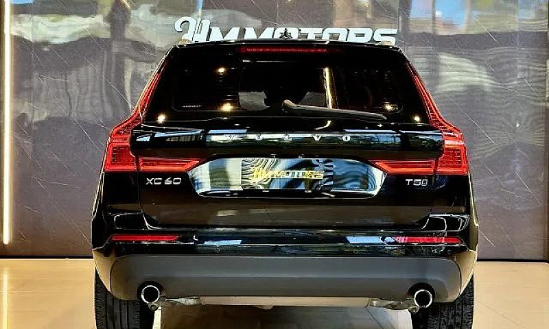 Volvo Xc 60 T-5 Mome...