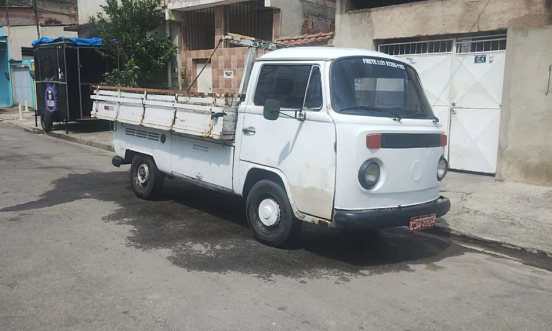 Volkswagen Kombi Pic...