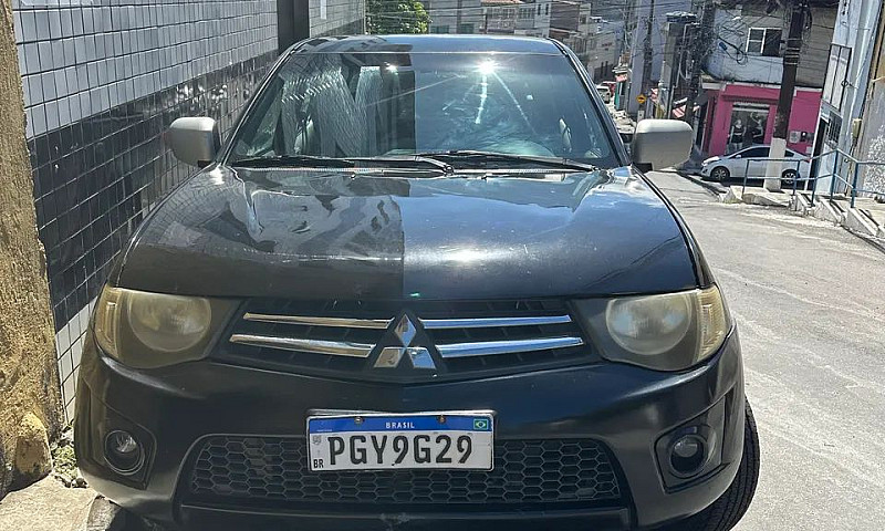 Mitsubishi L200 Trit...