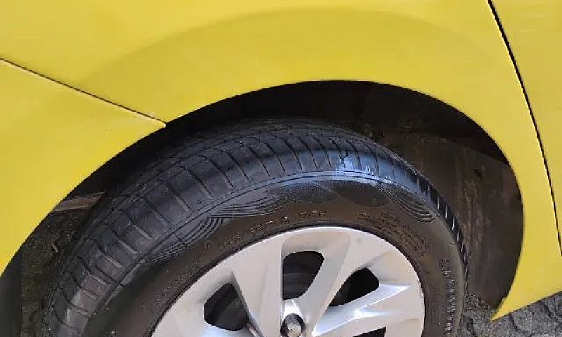 Chevrolet Onix Plus ...