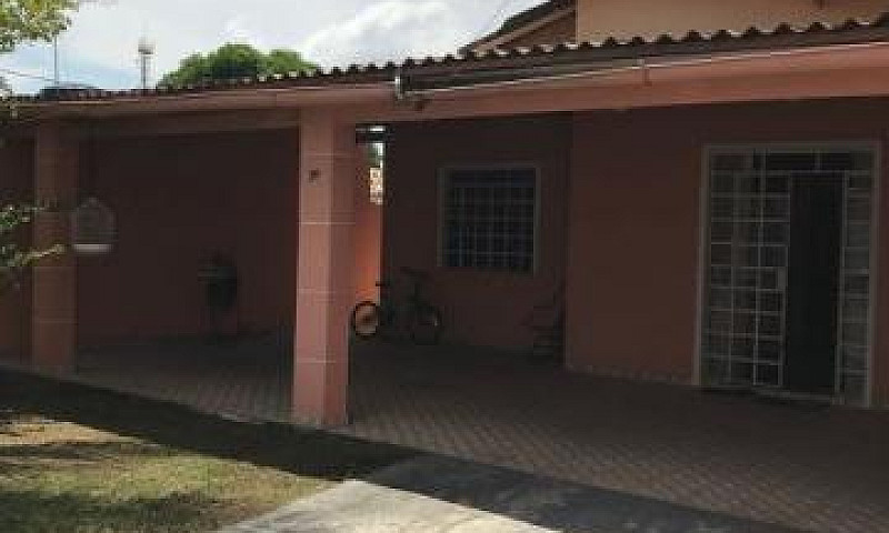 Casa De Um Pavimento...