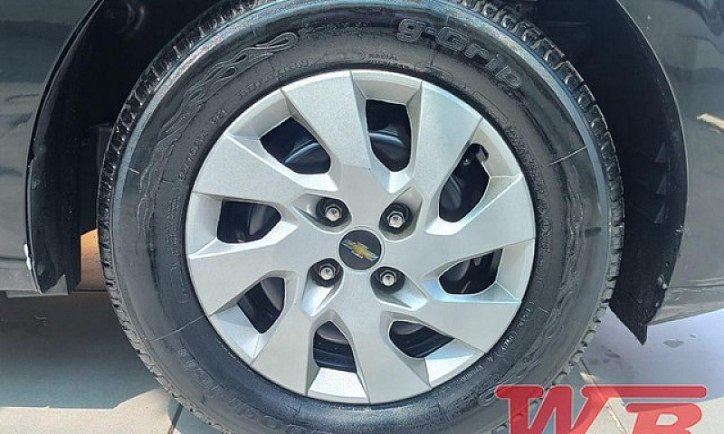 Chevrolet Onix Joy 1...