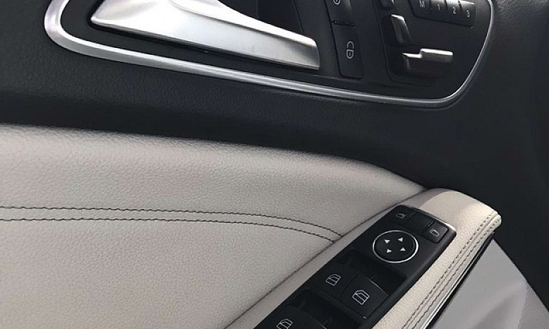 Mercedes-Benz Gla 20...