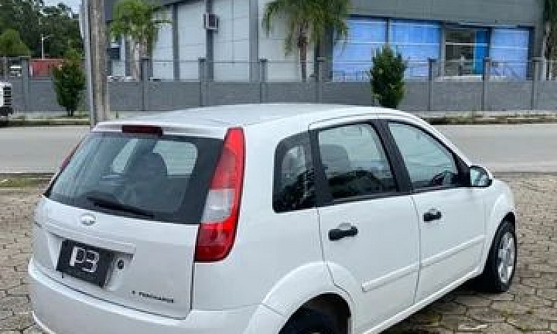 Ford Fiesta Hatch - ...