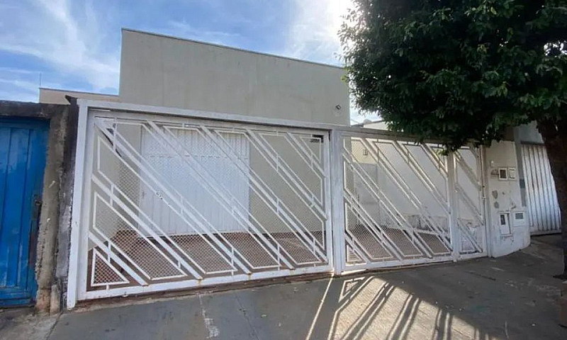 Casa Com Salão  Come...