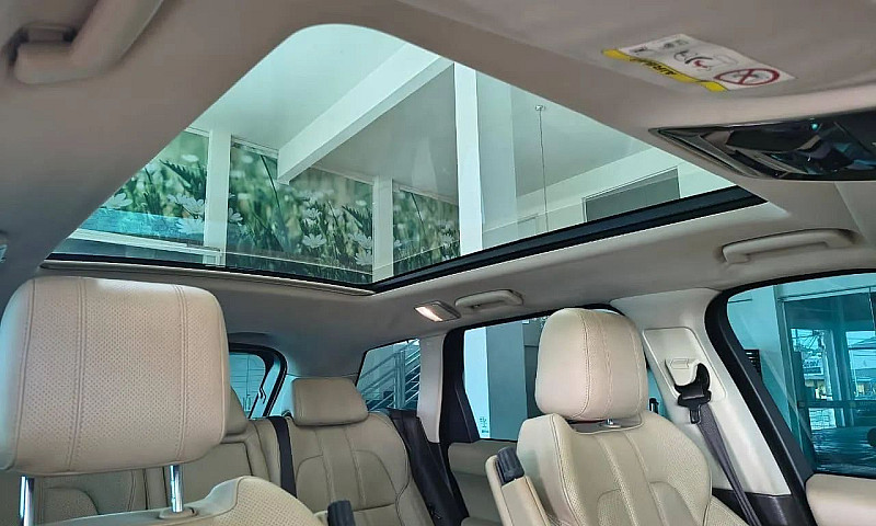 Land Rover Range Rov...