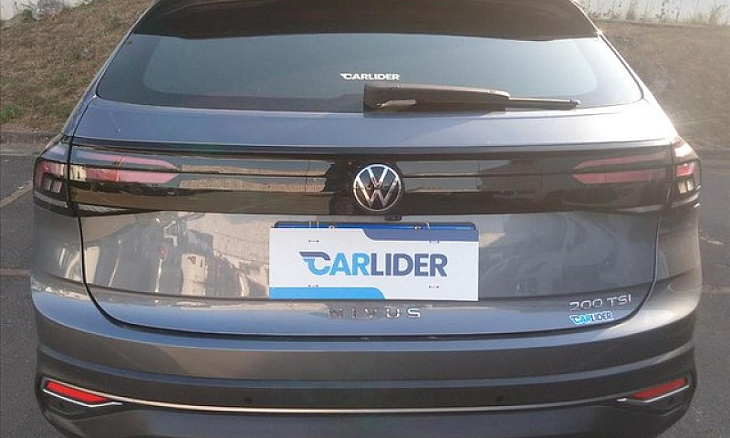 Volkswagen Nivus 1.0...