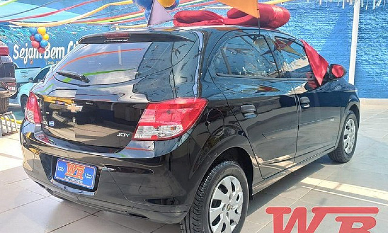 Chevrolet Onix Joy 1...