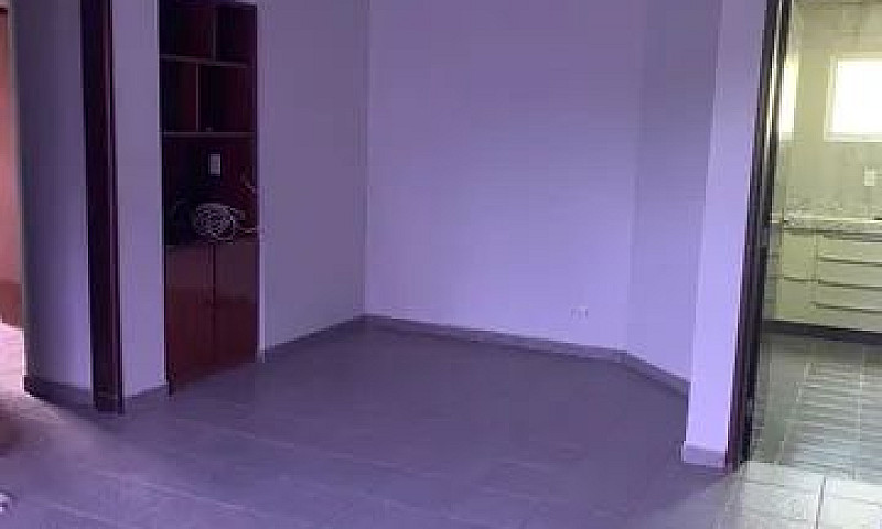 Aluga-Se Apartamento...