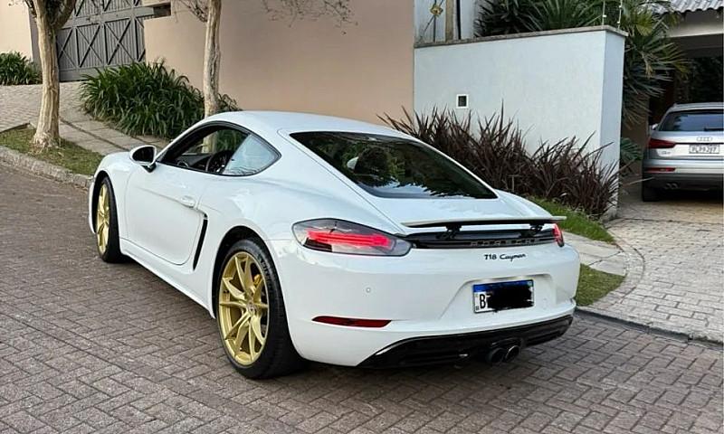 Porsche 718 Cayman I...