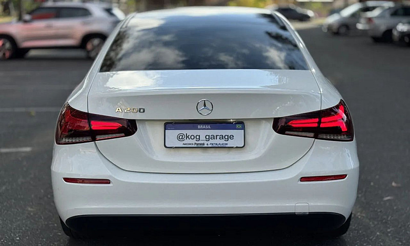 Mercedes-Benz A-200 ...