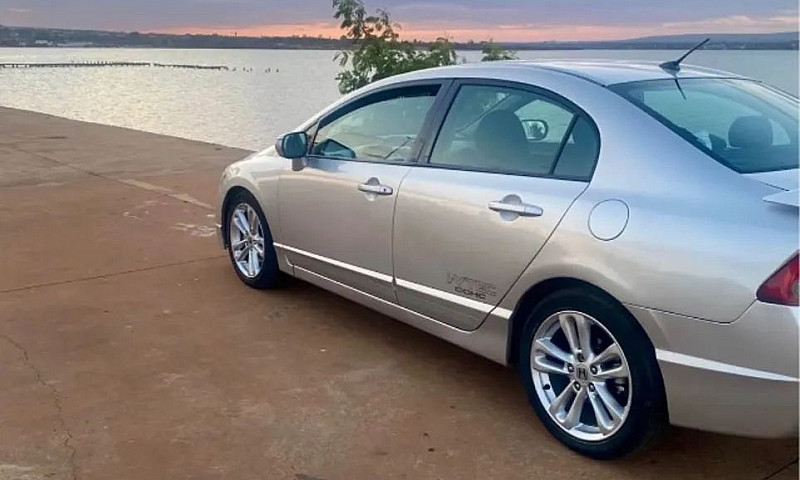 Honda Civic Sedan Si...
