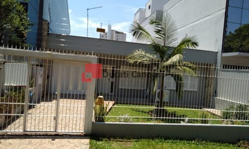 Casa A Venda No Bair...