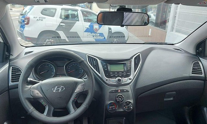 Hyundai Hb20S C.plus...