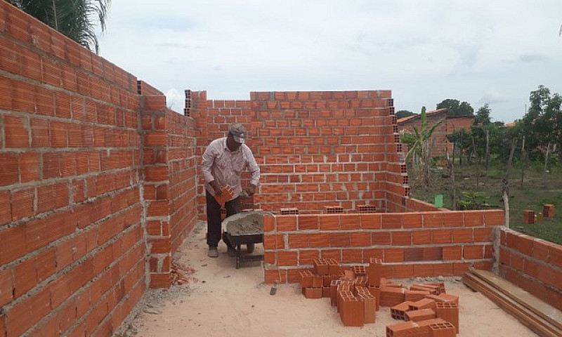 Vende Se Terreno ..C...