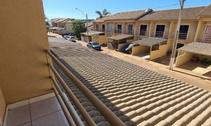 Aluga-Se Duplex Em C...