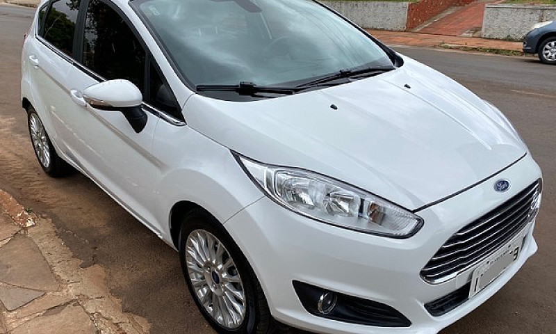 Ford Fiesta Titanium...