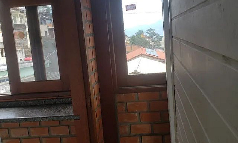 Aluga-Se Kitnet No C...