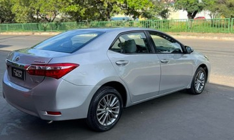 Toyota Corolla Xei 2...