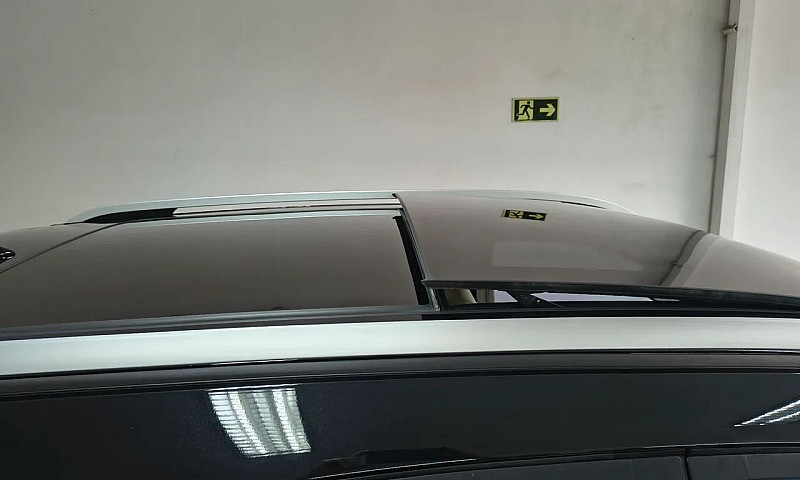 Ford Territory Titan...