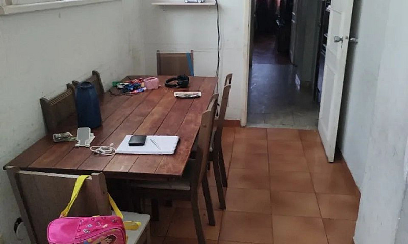 Quarto Para Moças Na...