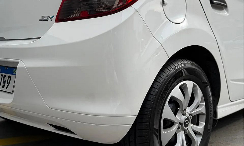Chevrolet Onix Joy H...