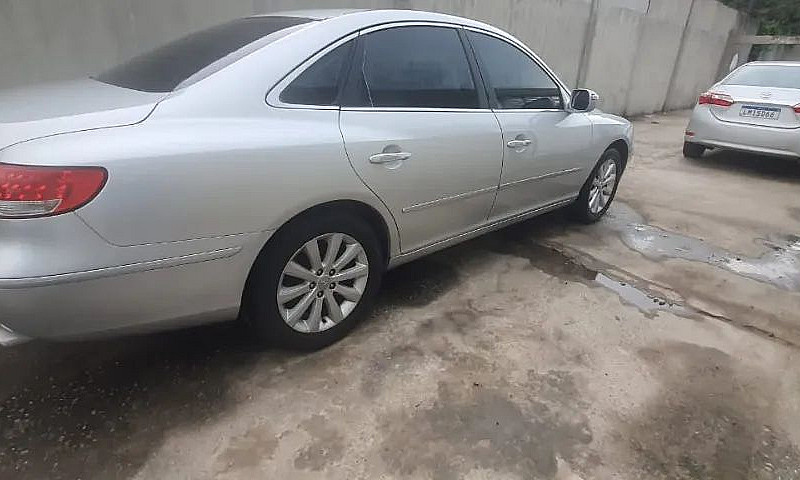 Hyundai Azera Gls 3....