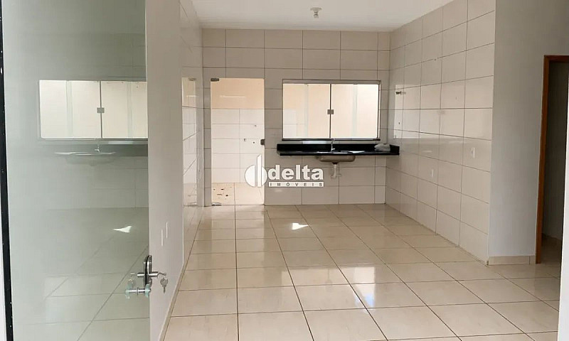 Casa Com 2 Quartos S...