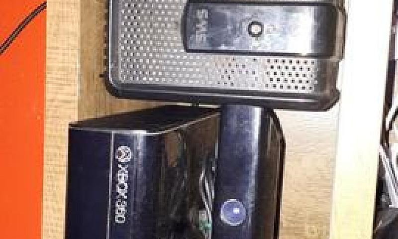 Vendo Xbox 360 Com K...