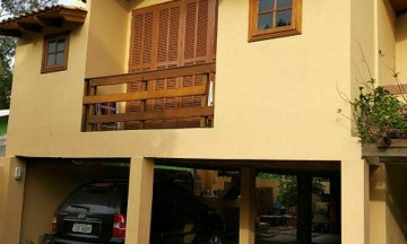 Casa 3 Quartos...