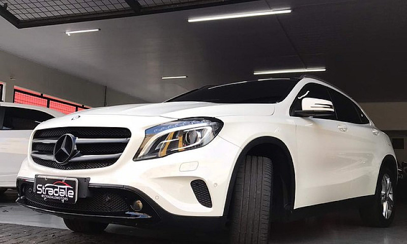 Mercedes-Benz Gla 20...
