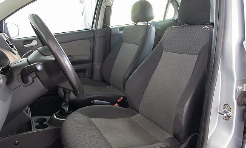 Volkswagen Voyage 1....