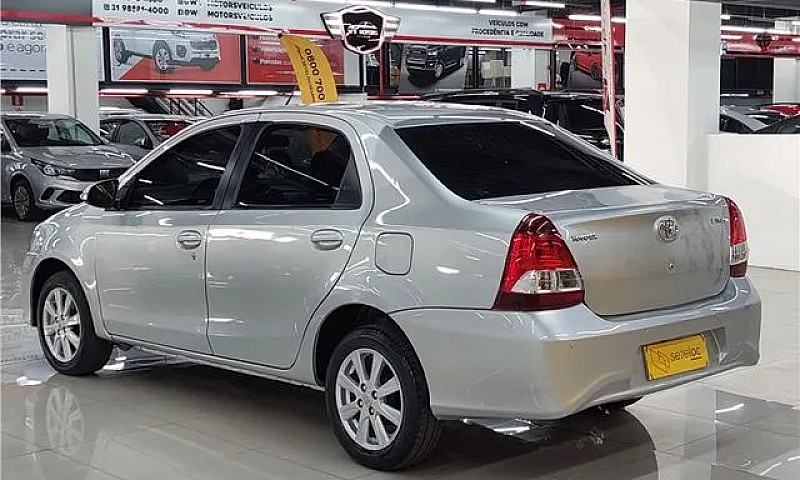 Toyota Etios 2020 1....