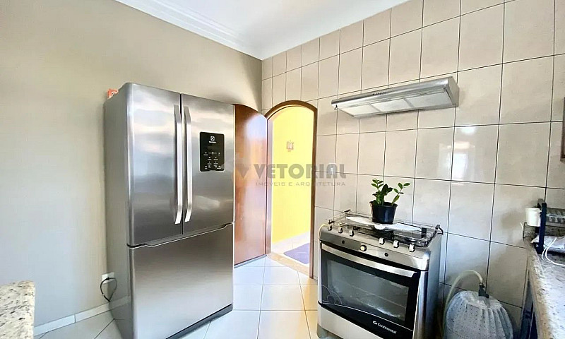 Casa Com 3 Dormitóri...