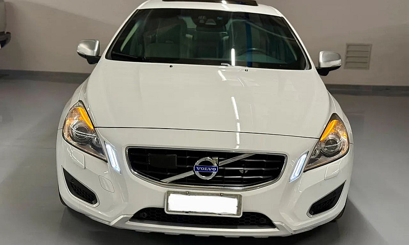 Volvo S60 T-6 3.0 30...