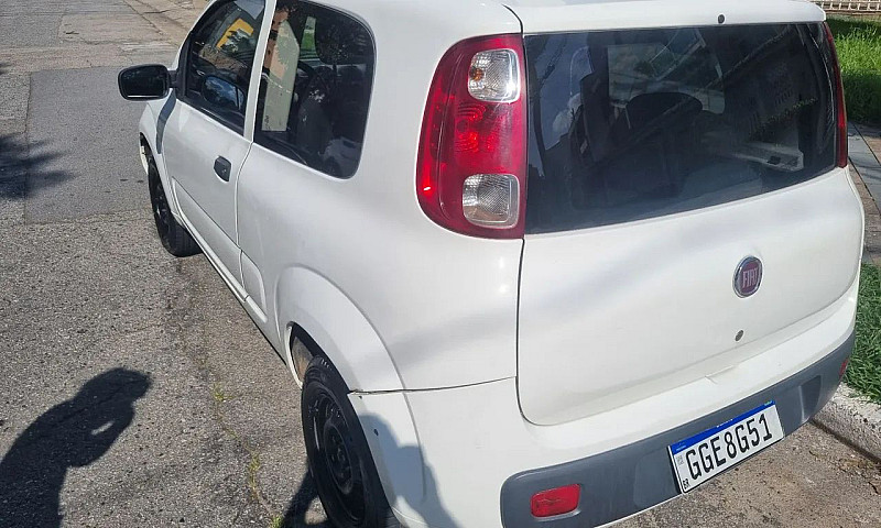 Fiat Uno Vivace 2016...