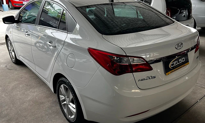Hyundai Hb20 S For Y...