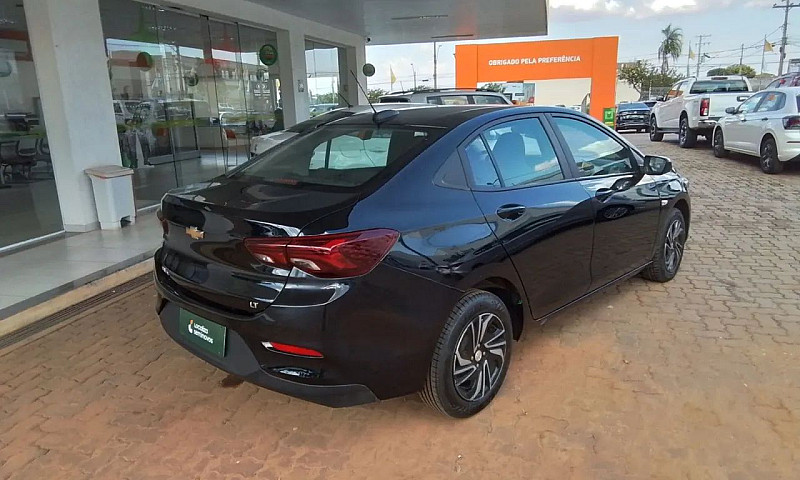 Chevrolet Onix Plus ...