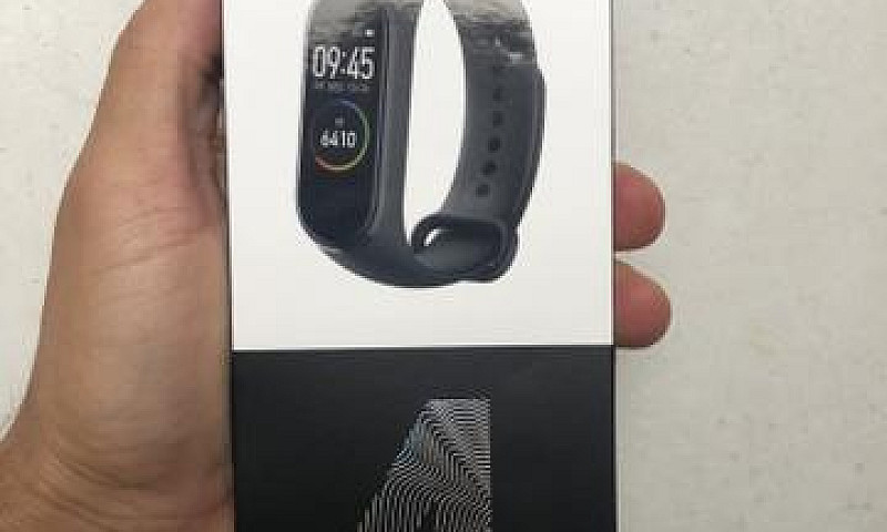 Mi Band 4...