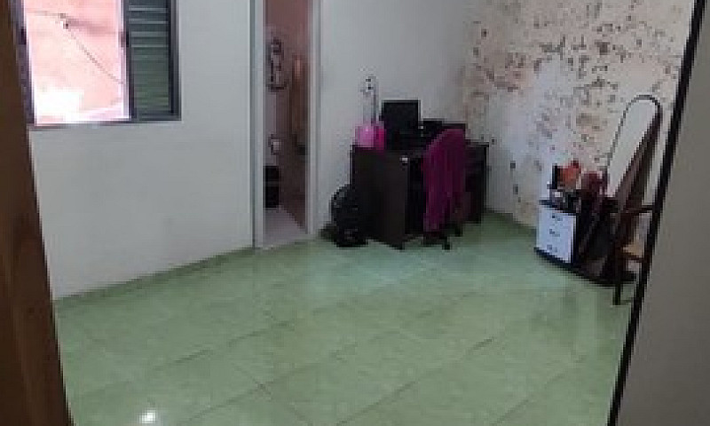 Vende Boa Casa...