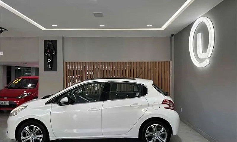 Peugeot 208 1.6 Grif...