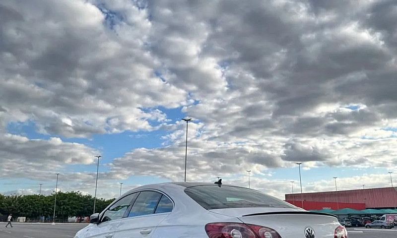 Volkswagen Passat Cc...