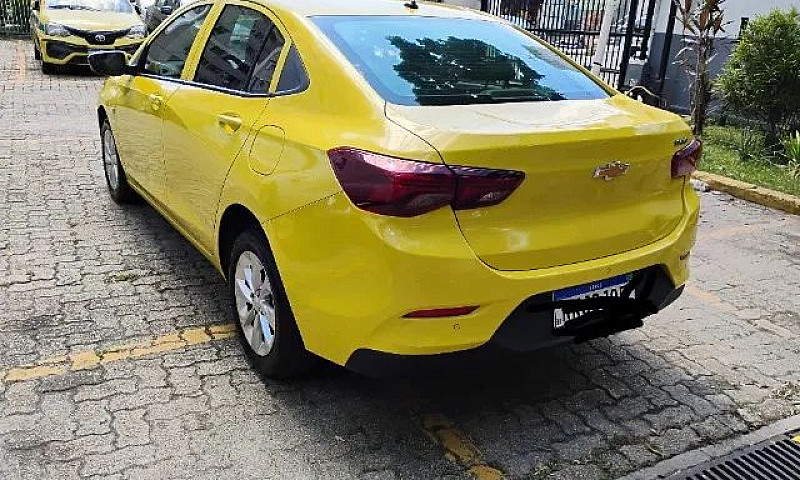 Chevrolet Onix Plus ...